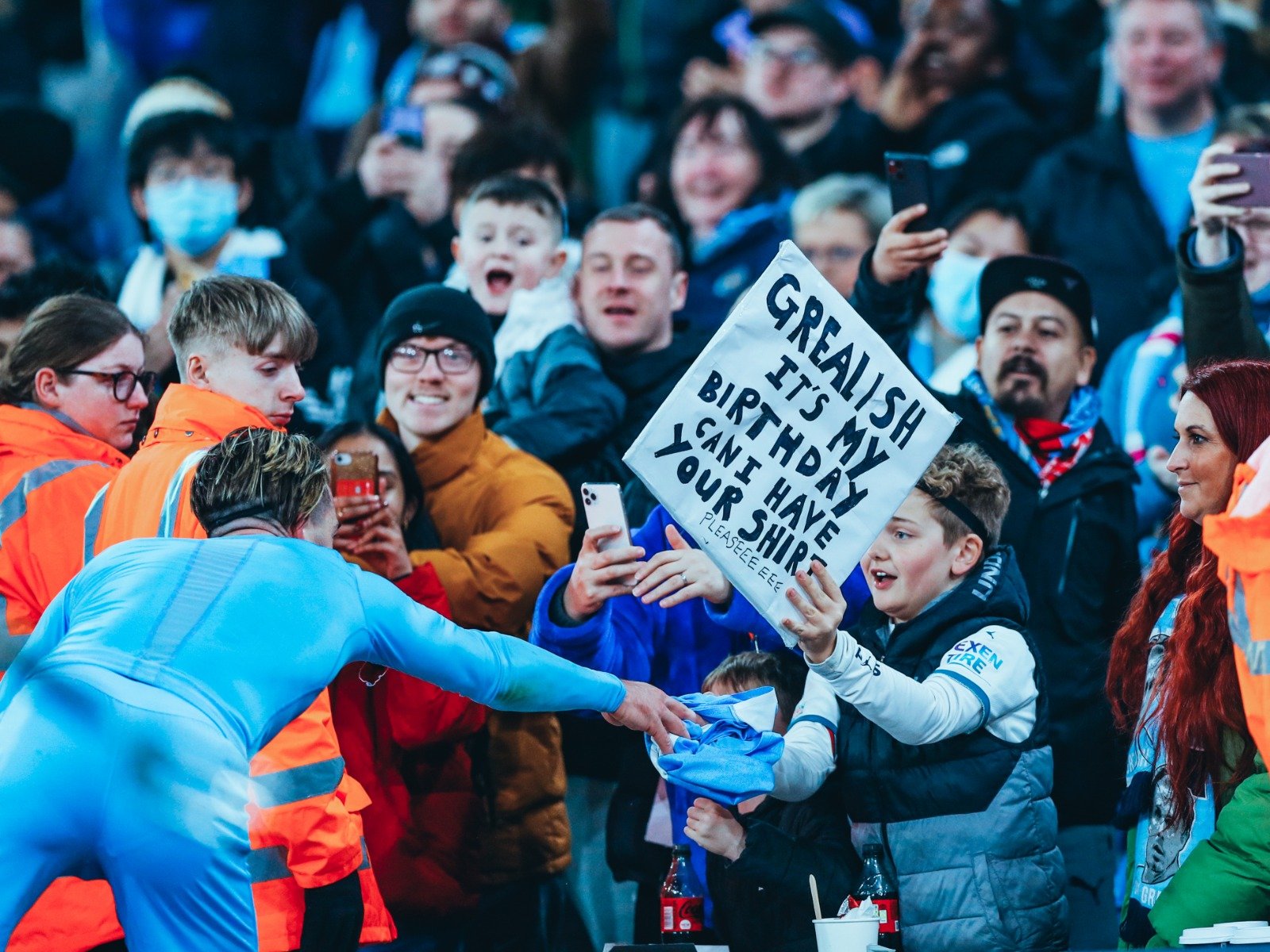 容和财政状 容和财政状