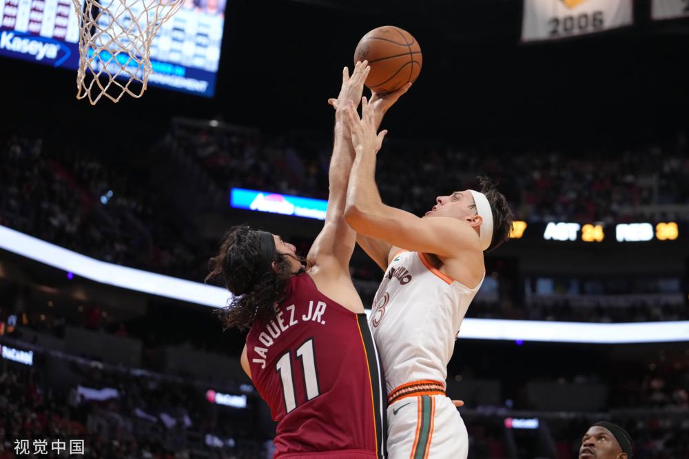 运动成绩的 运动成绩的